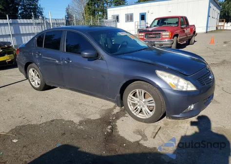2013 Infiniti G37 z USA, uszkodzony, nr VIN JN1CV6AR4DM353017